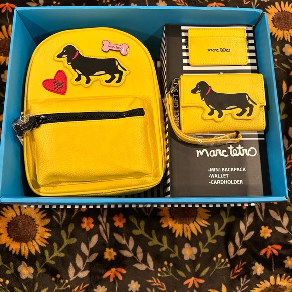 Marc Tetro 3 Piece Set Yellow Mini Backpack Wallet Cardholder With Gift Box - Picture 2 of 9